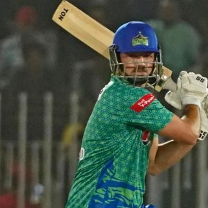 "Waqar, let's duck for cover!": Tim David hits 4 consecutive sixes off Rumman Raees; smashes fastest fifty in PSL 8