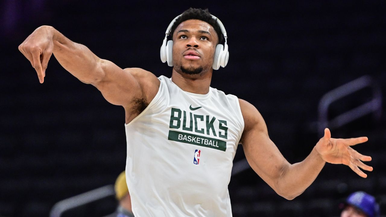 Is Giannis Antetokounmpo Playing Tonight vs Raptors? Bucks Release Injury Report for 2x MVP