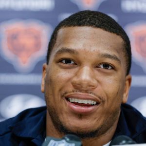 DJ Moore was shocked by Ryan Poles' masterclass, called Justin Fields immediately reported by Adam Schefter