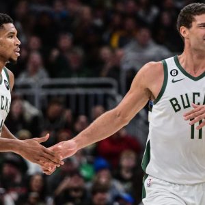 Giannis Antetokounmpo, Following The Brook Lopez-Trey Lyles Fight, Will Lose $25,000