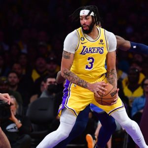 Is Anthony Davis Playing Tonight vs Raptors? Lakers Potential Starting Lineup Against 2019 NBA Champions