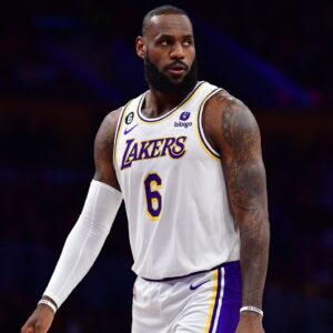 "LeBron James Didn't Come Out Firing 3s": Despite Patrick Beverley's Disrespect, Skip Bayless Praises Lakers Superstar on His Return