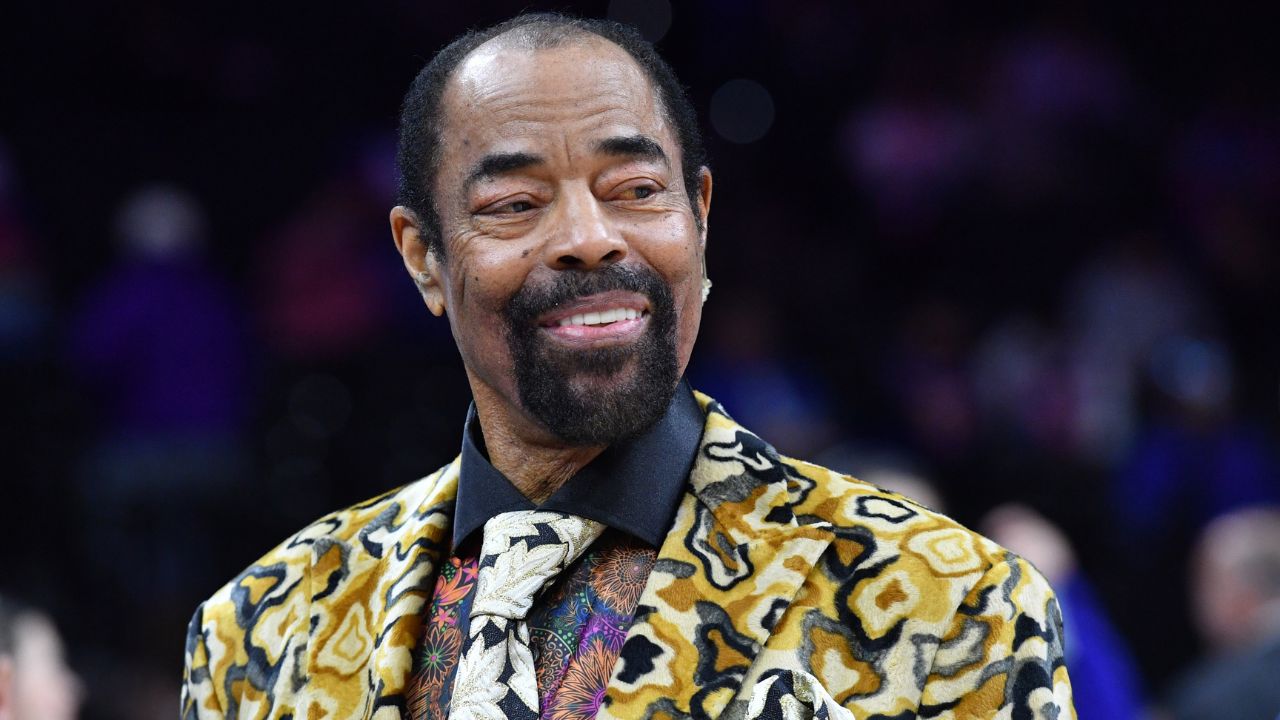 "They Call Me the OG": Knicks Players RJ Barrett and Josh Hart Give Walt Frazier 'Cupcakes' on His Birthday