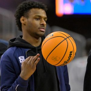 “No Way Bronny James Just Made That”: FaZe Clan Showcases $7.5 Million Athlete’s Incredible Shot Making Skills