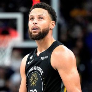 “I’m Just Getting Old!”: Stephen Curry Jokes About Turning 35 After Leading Warriors Past Bucks in OT Win