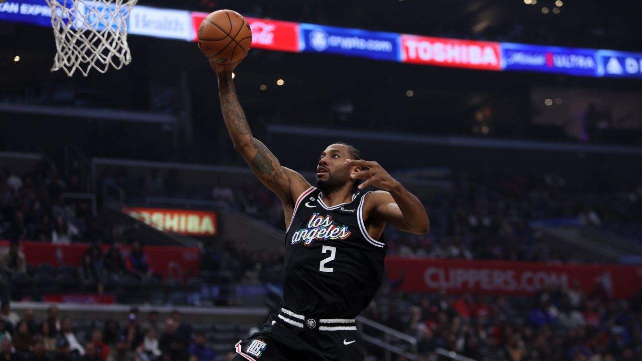 "Not really. They’re not gonna save you.": Kawhi Leonard Gives The Most Aloof Response When Asked About NBA Standings