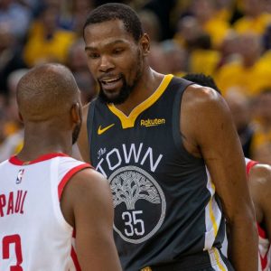 Kevin Durant, Who Will Debut for the Suns Tomorrow, Once Elbowed Chris Paul Aggressively