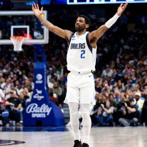 "Kyrie Irving Working Overtime To Be Relevant": NBA Twitter Blasts Mavericks Star For Latest Twitch Rant