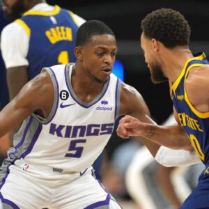 Stephen Curry vs De'Aaron Fox Stats And Head to Head Record