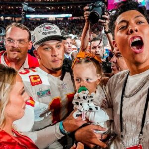 Patrick Mahomes’ Infamous Brother Jackson Mahomes Returns to Social Media With Special Family Pictures Amid Harassment Investigation