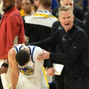 “Thought It Was the Smartest Play in the World!”: Stephen Curry Laughs As Warriors Survive Pulling a ‘Chris Webber’