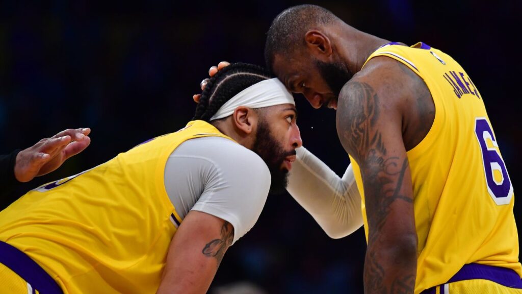 Anthony Davis and LeBron James Become the Frist Duo Get 3 or More Blocks With a 20/10/4 Performance in a Playoff Game