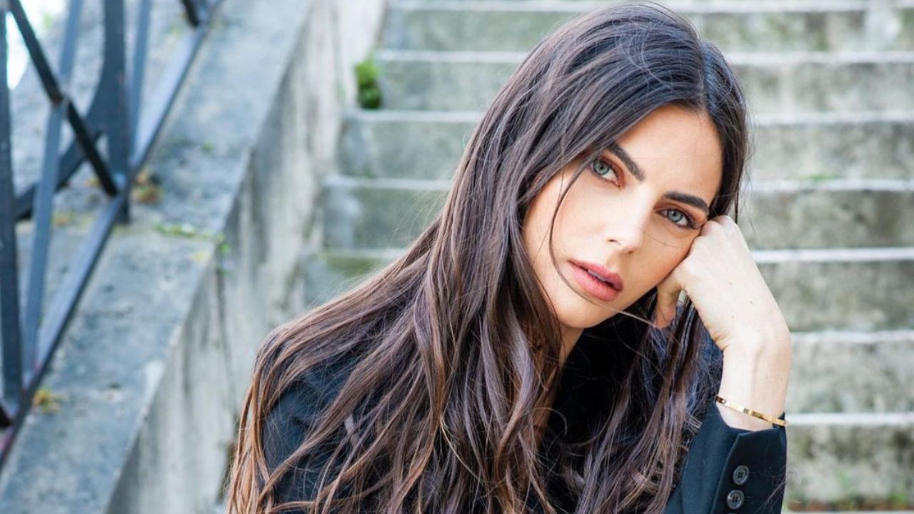 Max Verstappen’s Model Girlfriend Kelly Piquet Shares Her ‘10-Min’ Glam Routine