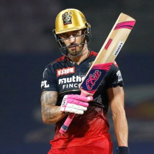 Faf du Plessis in Chinnaswamy Stadium: How many runs has RCB's captain scored in Bangalore?