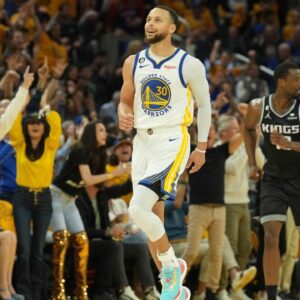 Stephen Curry Proves Age Is Just A number, Joining Michael Jordan And Kareem Abdul-Jabbar In A Historic Feat
