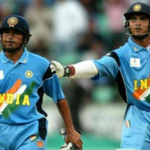 "You Just Rest, I Will Do The Job": How Sachin Tendulkar Helped Sourav Ganguly in Taping Broken bat on Test Debut at Lord's