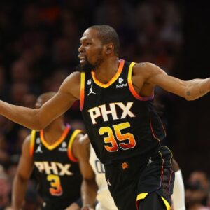 "Kevin Durant Took Ballet Classes?": NBA Twitter Raises Serious Questions After Witnessing Suns' Star's Hilarious Routine