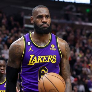LeBron James Gets "GOAT Nod" From Lakers Teammates After 37-point Performance and Clutch Basket in Win Over Utah Jazz