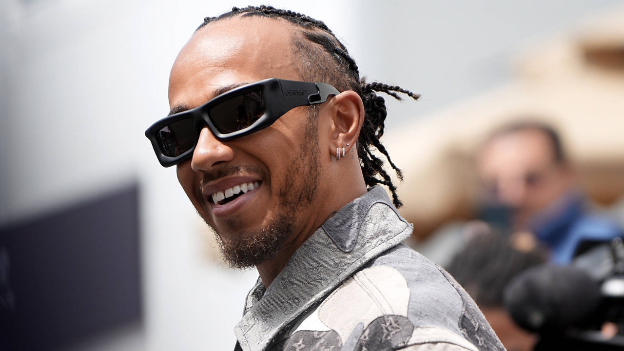 Lewis Hamilton Fans Decode Latest Post-Session Update: "Scrolling Through Juliana Nalu's Instagram"