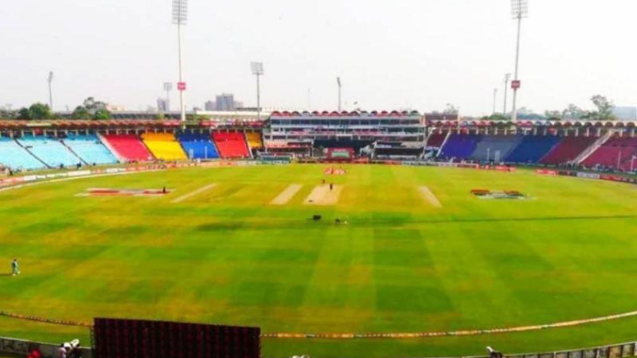 Gaddafi Stadium Lahore Pitch Report for PAK vs NZ 1st T20I