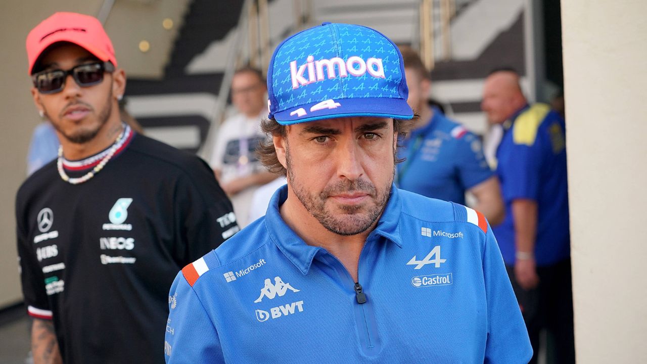 Lewis Hamilton Responds to Fernando Alonso Jibe by Reminding Him 2007 Australian GP Horror