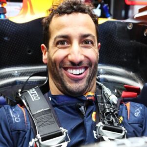 Daniel Ricciardo Is 10 Minutes Away From Replacing Max Verstappen Or Sergio Perez Claims Christian Horner