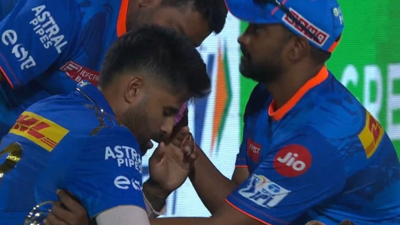 Suryakumar Yadav Injury Video: Will SKY Bat in DC vs MI IPL 2023 Match at the Arun Jaitley Stadium?