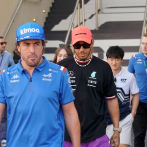Fernando Alonso Contradicts His “Weak” Lewis Hamilton Remarks by Labelling 7X Champion “A Very Tough Competitor”
