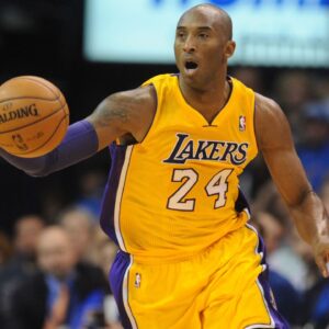 "Dude, we just saw sharks": Kobe Bryant Showcased True Alpha By Jumping Into Shark Infested Water And Stunned Nike Designer 