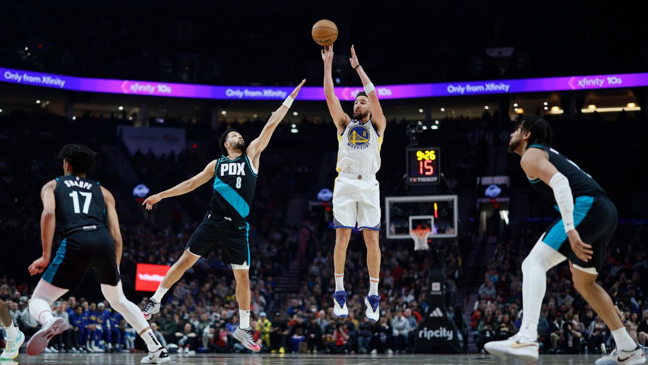 Joining Stephen Curry and James Harden on Historic Feat, Klay Thompson Blatantly Ignored HC Steve Kerr’s Advice