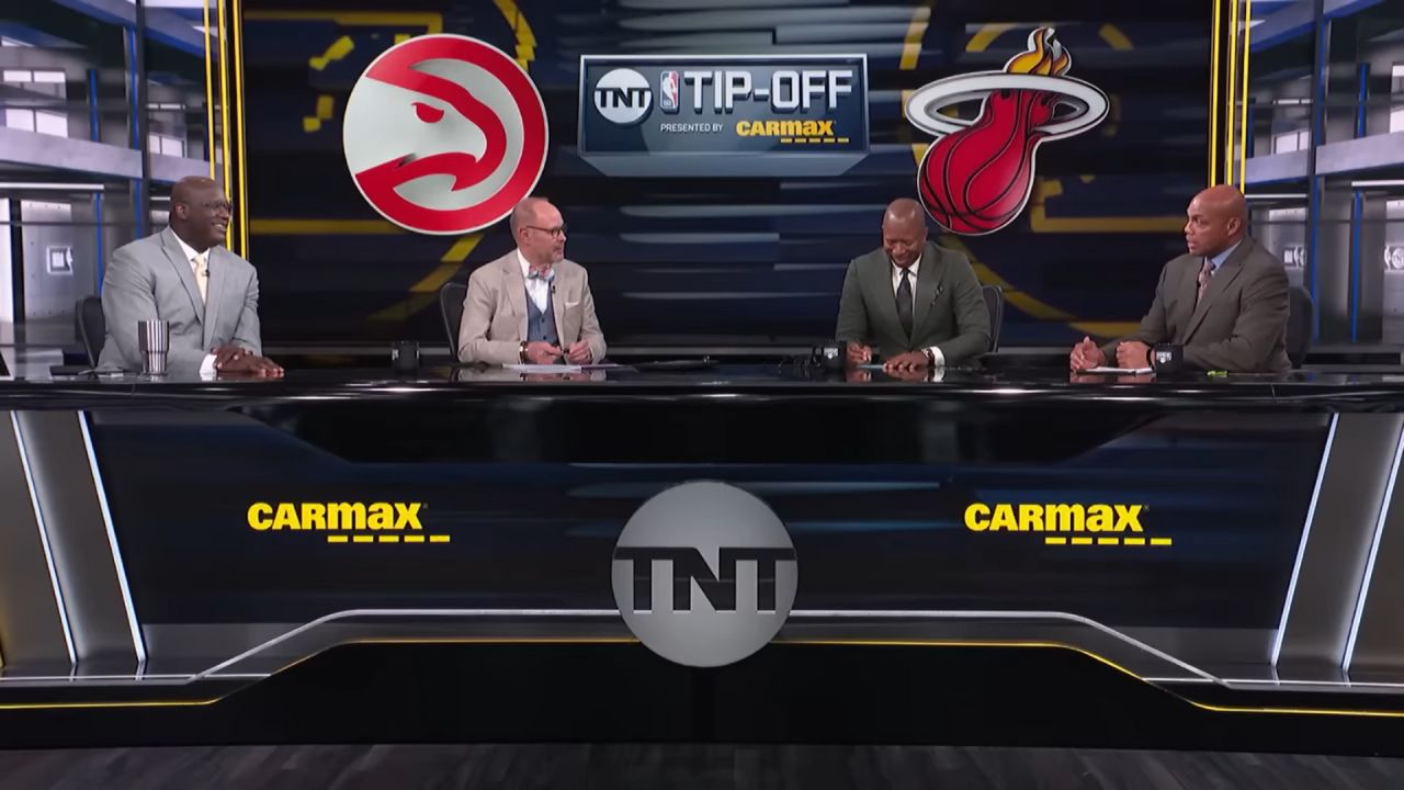 “To Shaquille O’Neal, 1 Billion Dollars!”: Charles Barkley Hurts His $60 Million Net Worth by Betting Against the Hawks