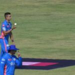 Arjun Tendulkar IPL Debut: Twitter Reactions on Sachin Tendulkar's Son Playing First Match for Mumbai Indians at Wankhede Stadium