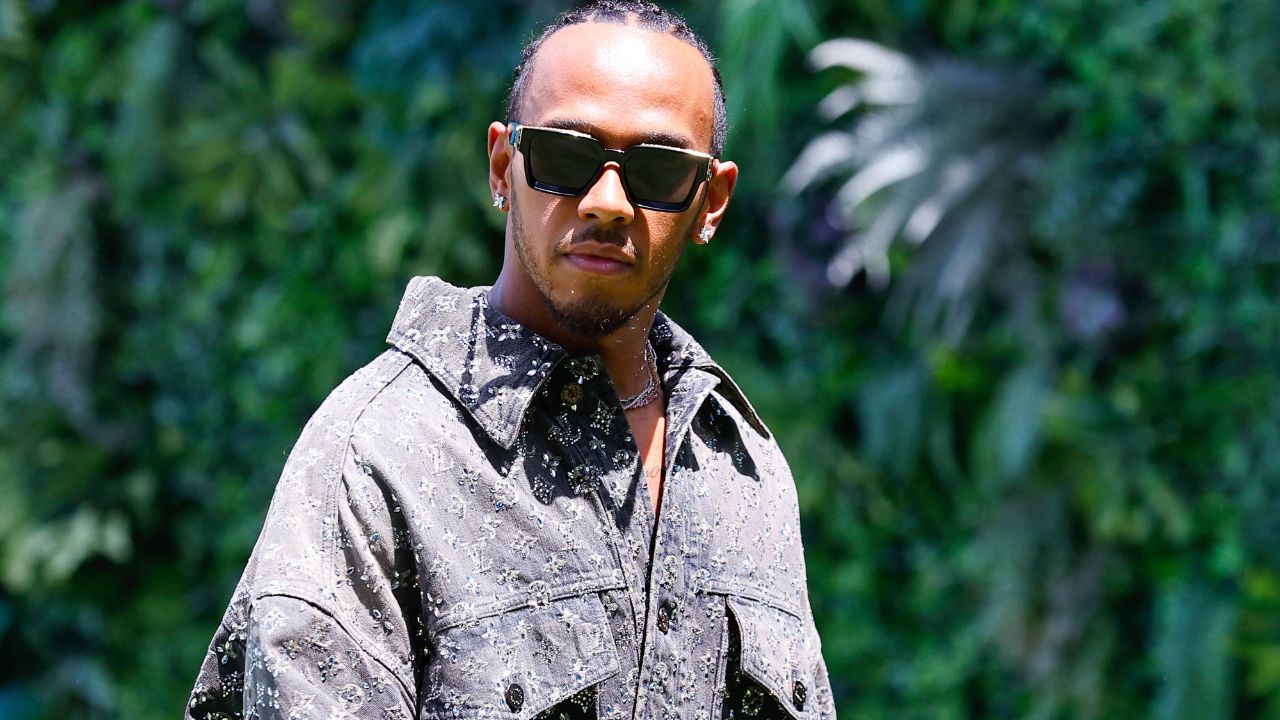 "I Think We Should Give Lewis Hamilton a Little Bit of Slack": F1 Pundit Thinks Fans Are Being Too Cruel to 7xF1 Champion