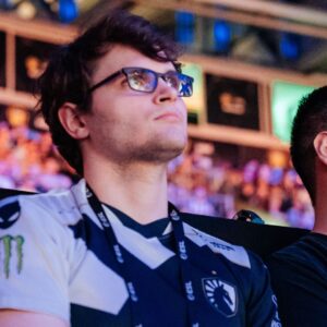 BananaSlamJamma among the crowd as Team Liquid's content creator at the Dota 2 Berlin Major 2023