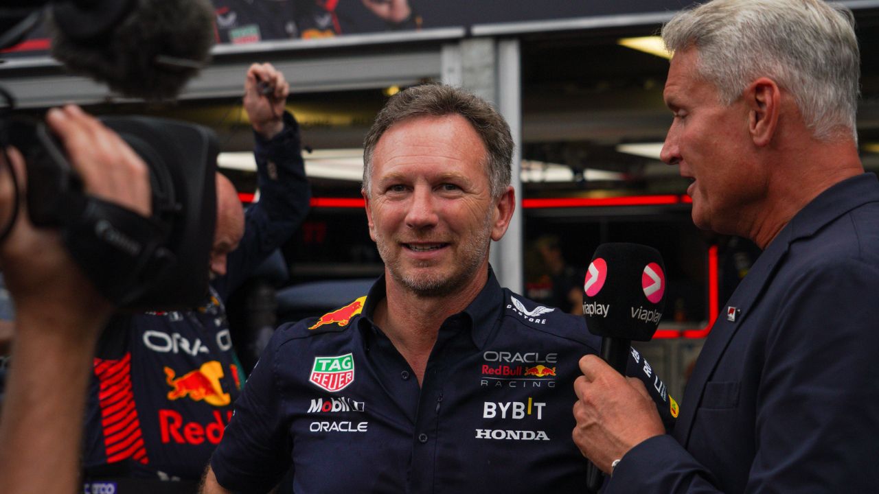 “Every Tongue That Rises Against…” Lewis Hamilton Fans Slam Carlos Sainz With “Karma” Over His Monaco GP Radio