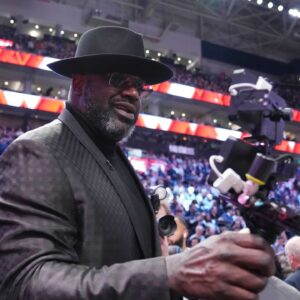 21-Year-Old Shaquille O'Neal Was Stunned with 20 Girls Doing 'Rockstar' Prince's Bidding: "Girls Acting Like Mannequins"
