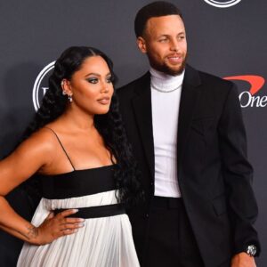 Having Lost 35lbs In Incredible Weight Loss Journey, Ayesha Curry’s Game 5 Courtside Appearance Has Stephen Curry Fans In Awe
