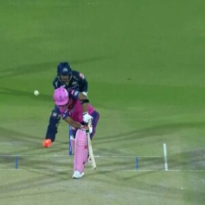 Riyan Parag Memes: Top 10 Funniest Twitter Reactions on Rajasthan Royals' Batter Failing Yet Again in IPL 2023