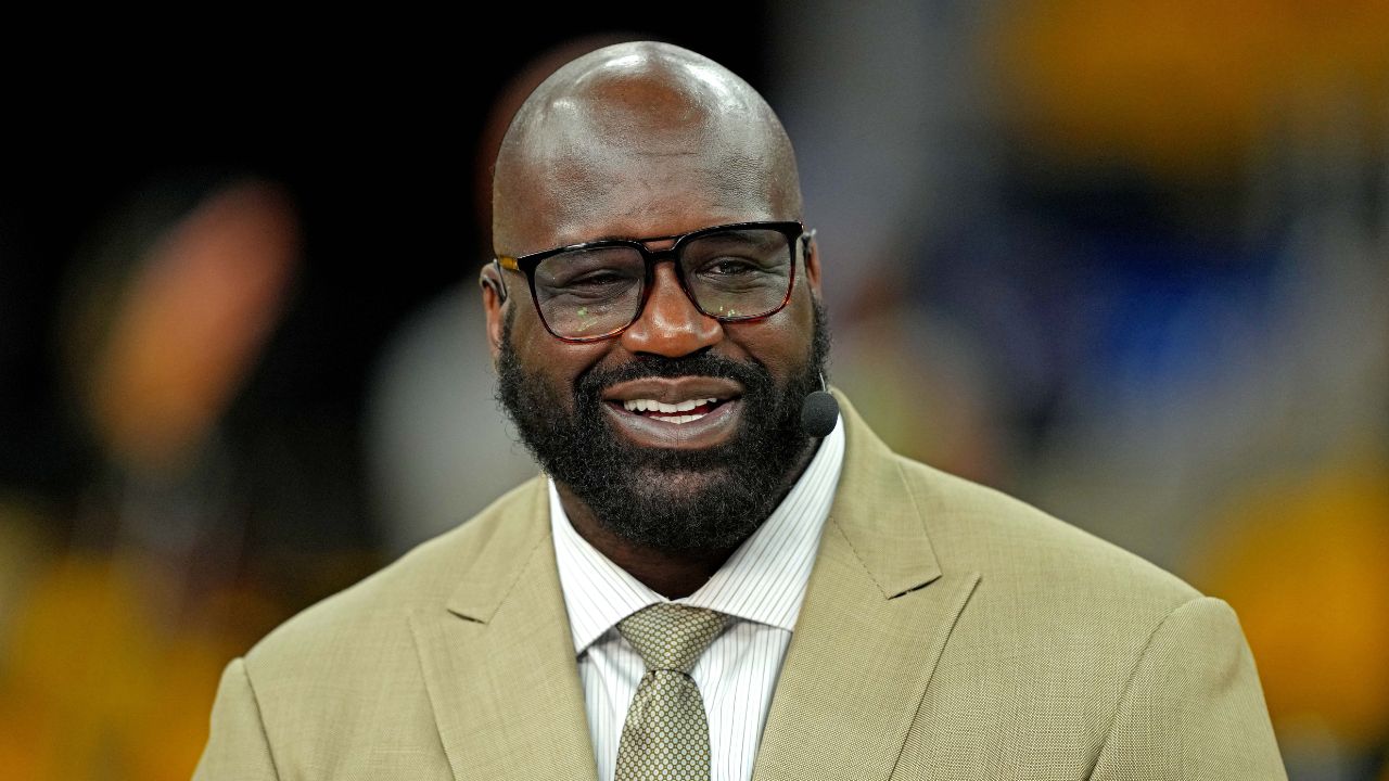 "Shaquille O'Neal your knuckles look scraped": Lakers legend shares Jeff Ross’ ‘racist joke’ from his All Star Comedy Roast