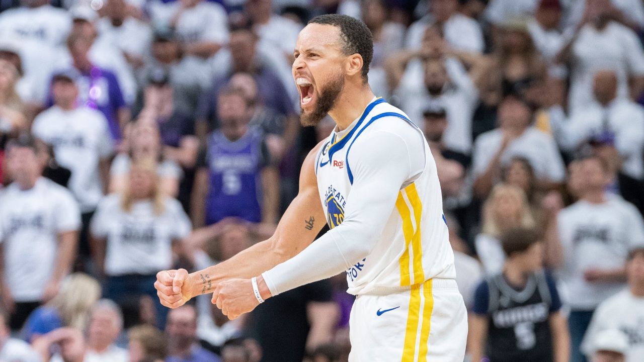 Is Stephen Curry Playing Tonight vs Lakers? Warriors Release 6ft 2" Star's Availability Report Before Game 1 Against LeBron James and Co.