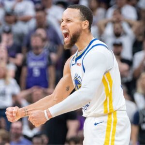 “Kevin Garnett Got Pissed Off At Phones, We Don’t Care”: Stephen Curry Admitted To Checking Twitter In Between Warriors Games