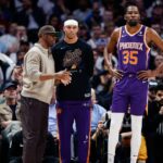 NBA Fans Call for ‘Chris Paul Retirement’ After Suns Get Humiliated Despite Kevin Durant's Addition