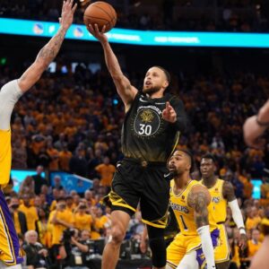 Despite Shaquille O’Neal-Esque Game 1 Performance, Anthony Davis Gives Stephen Curry Utmost Respect Heading Into Game 2
