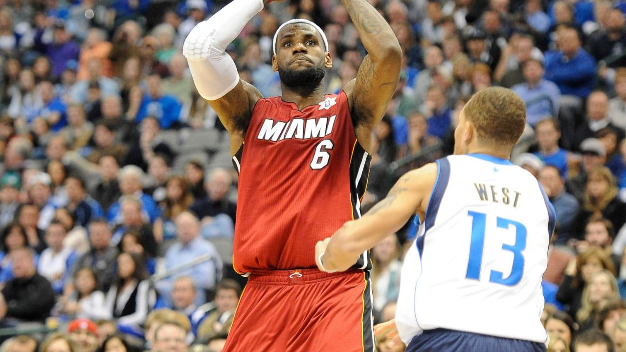 Having Been Accused of a Relationship with LeBron James’ Mom, Delonte West Disputed Cavs Coach Favoring Superstar