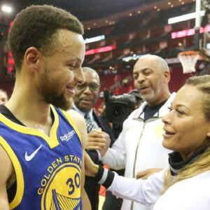 Having Paid Sonya $100 For Every Turnover, Stephen Curry's 500 Shots/Day Workout Reflects Mother's Perfectionism