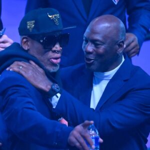 24 years Before Michael Jordan’s Iconic $54,000 Win, Dennis Rodman Brutally Shut Down $80,000 Business