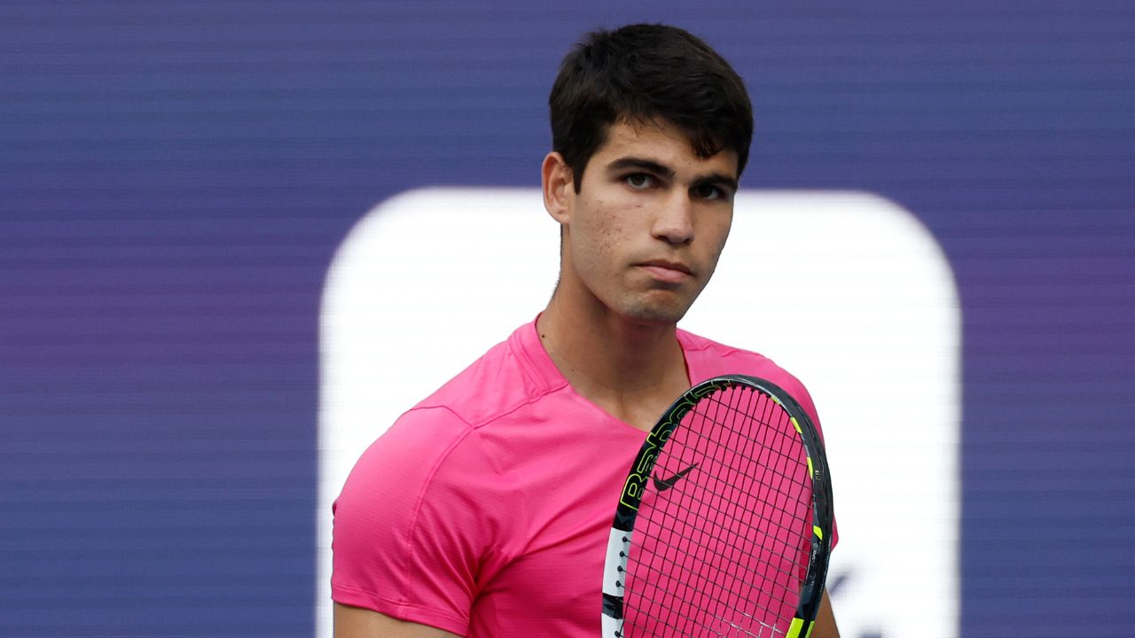 Jimmy Connors Takes a Dig at Carlos Alcaraz's 'Older' Rivals: "Not Going to Beat Him"