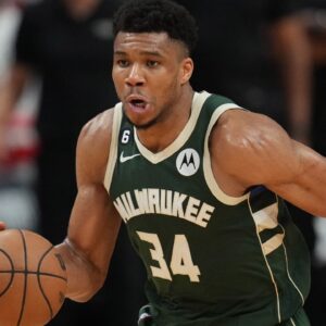 "You Work, You Eat": $110,000,000 Worth Giannis Antetokounmpo Publicly Disciplines 'Antetokounbros' Employees Days After Announcing New Store