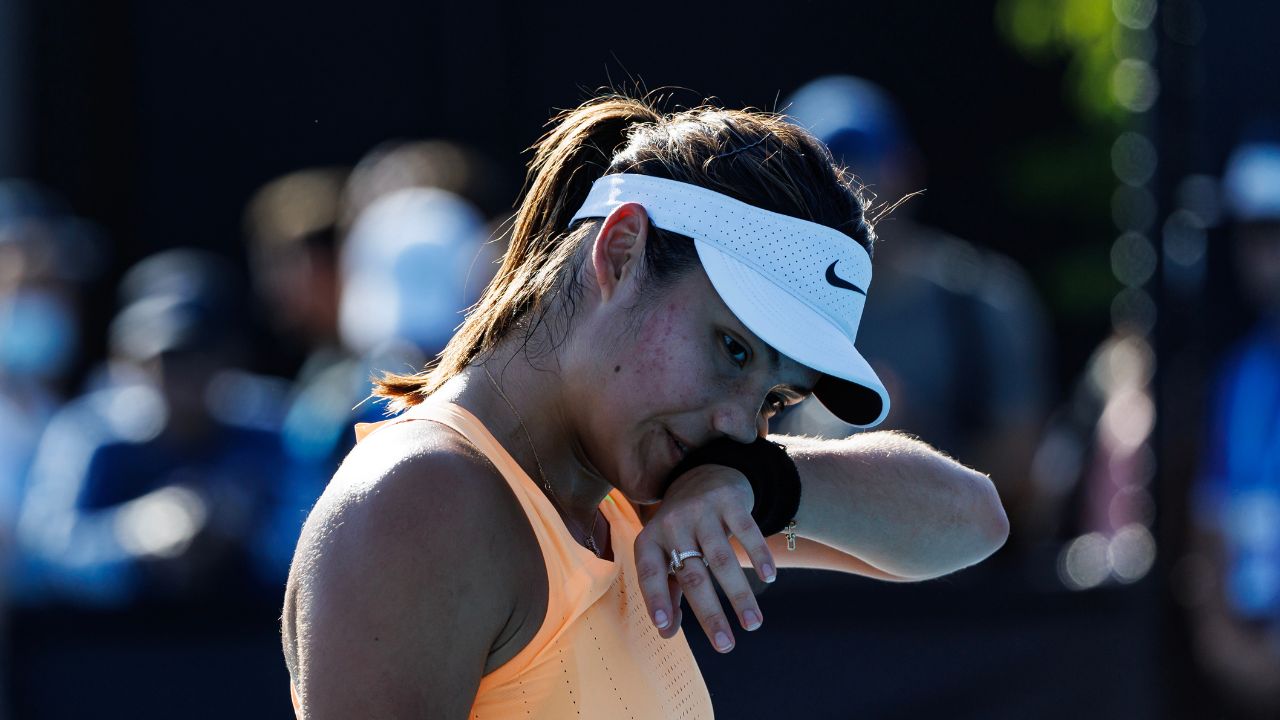 “Wait a Couple of Majors”: John McEnroe Criticizes Emma Raducanu for a Massive Blunder Leading to Downfall