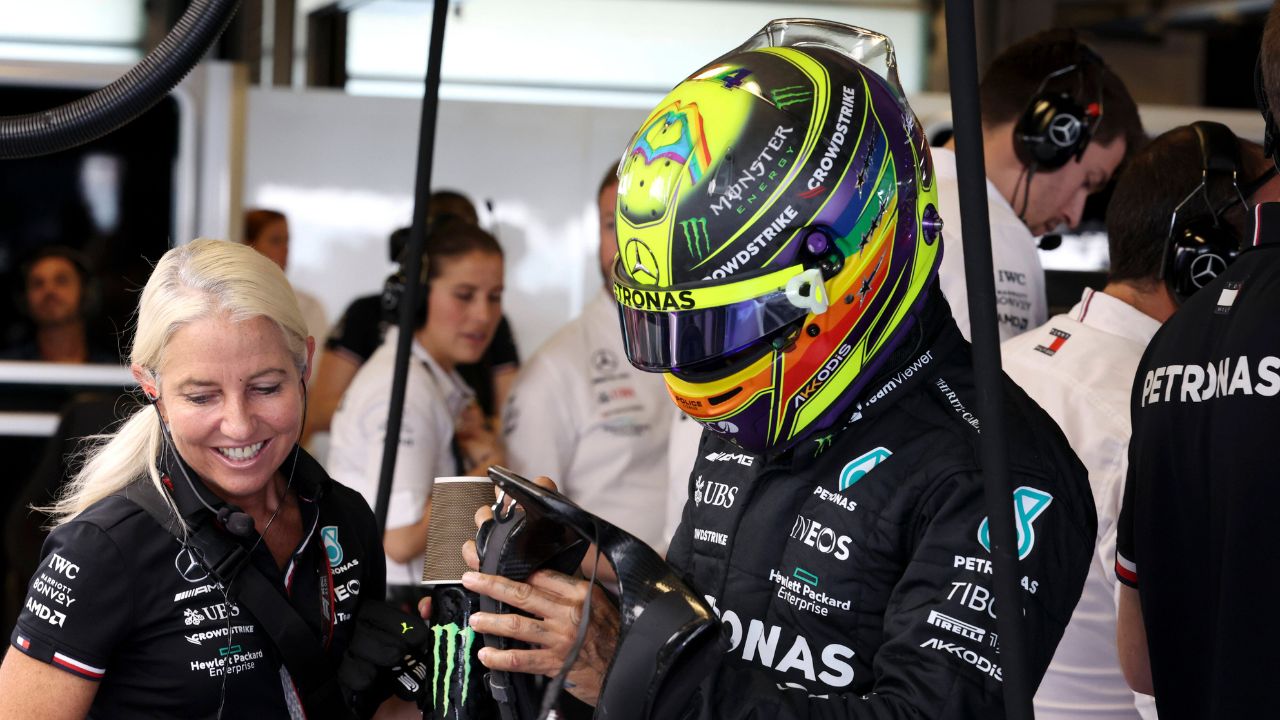 “She Was a Breath of Fresh Air”: Lewis Hamilton and Angela Cullen ‘Talking About Getting Together Again’